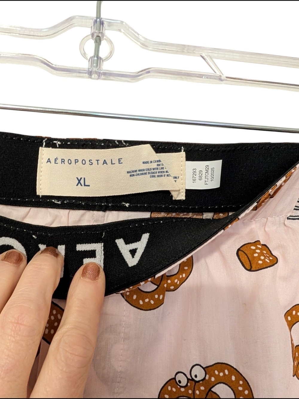 Aeropostale Yellow Stripe Pretzel Print Shorts 2 Pack - Picture 2 of 8